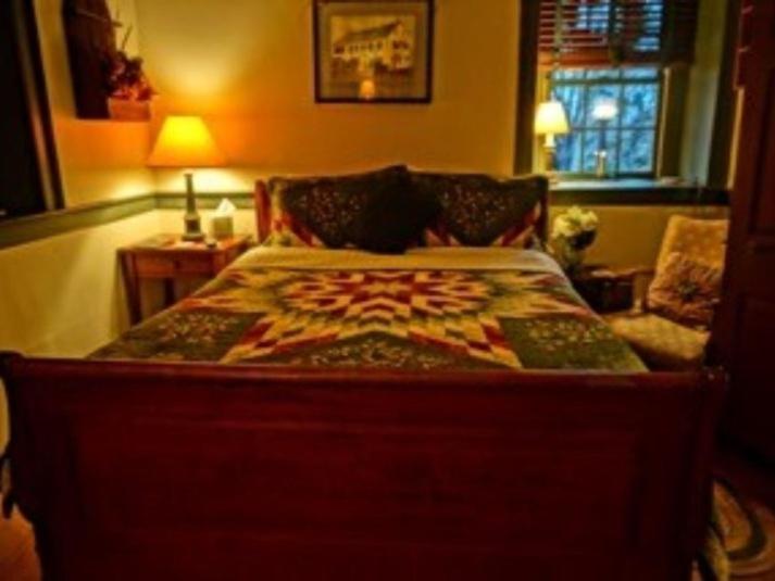 Brownstone Colonial Inn Reinholds Cameră foto