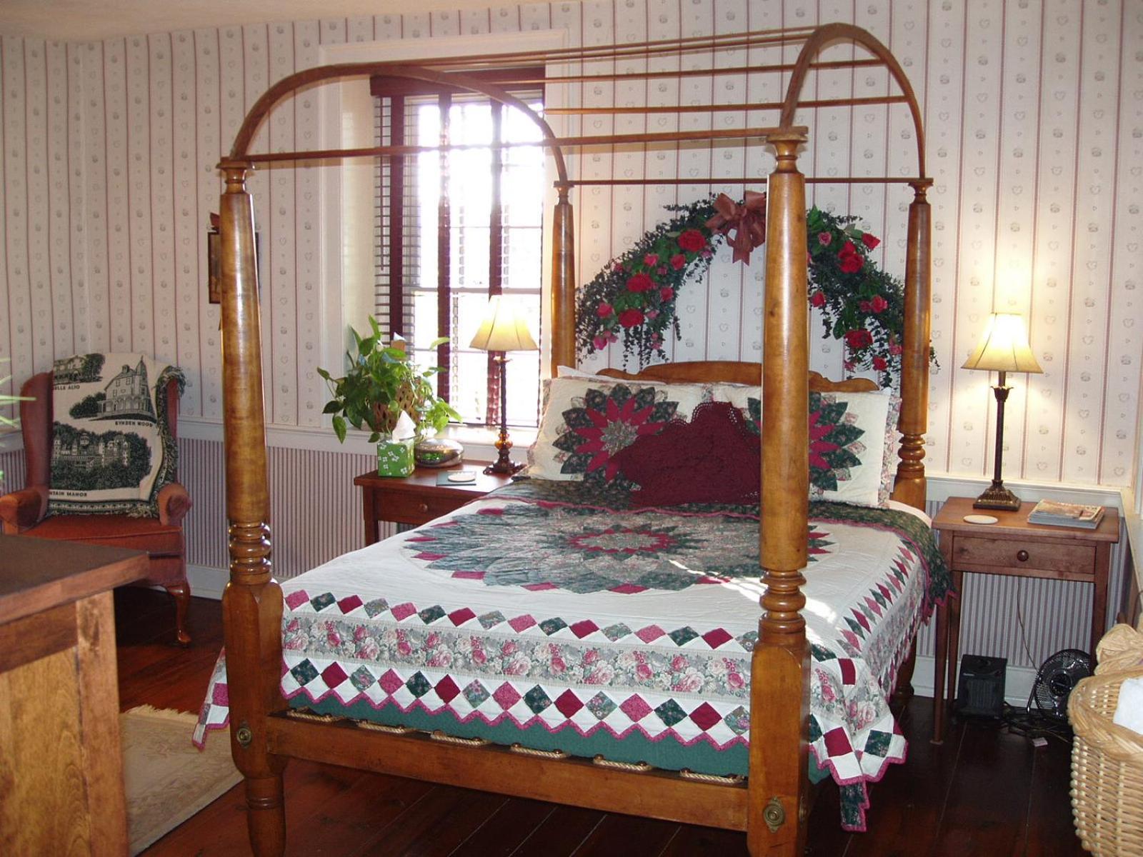 Brownstone Colonial Inn Reinholds Exterior foto