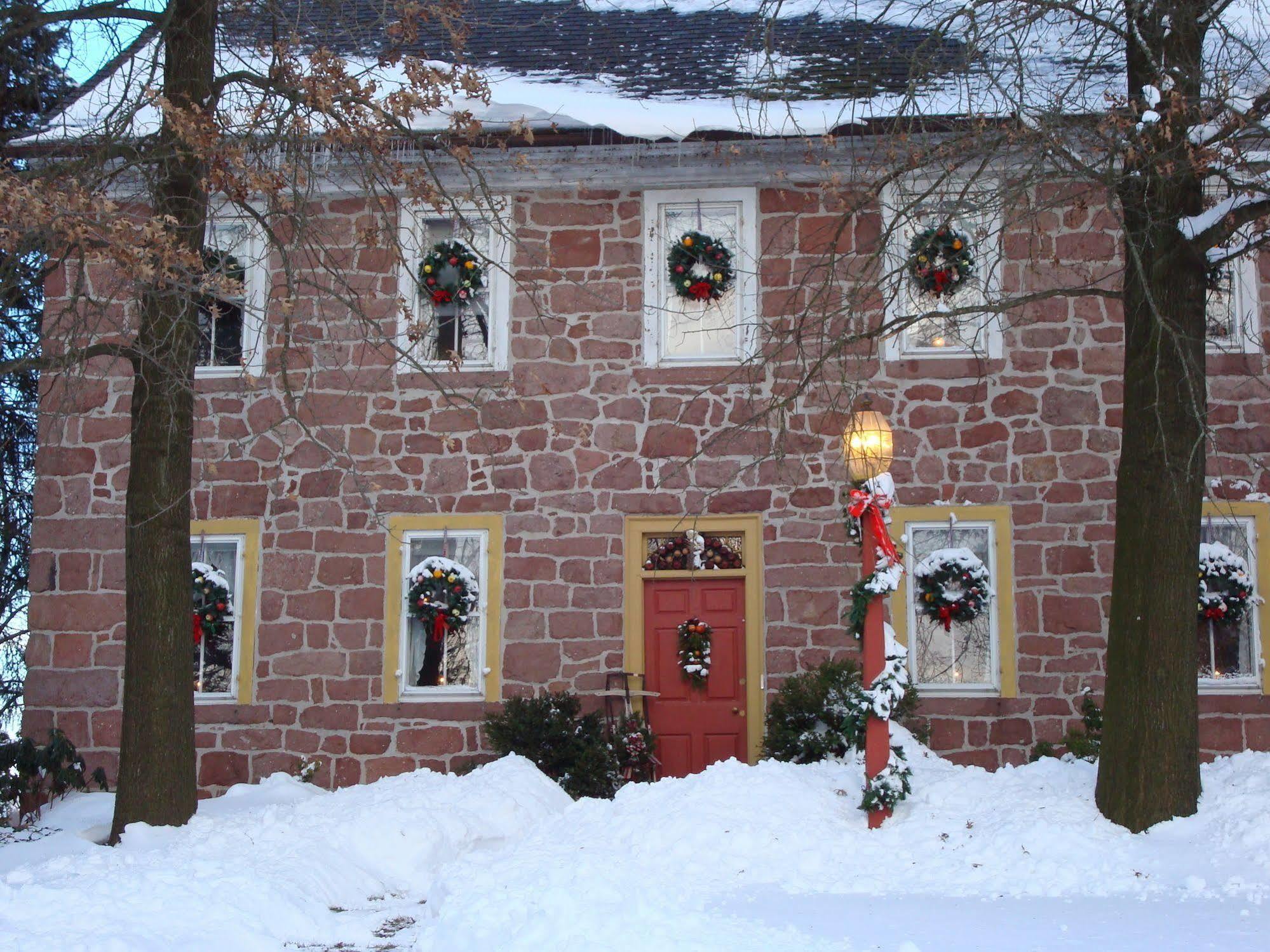 Brownstone Colonial Inn Reinholds Exterior foto