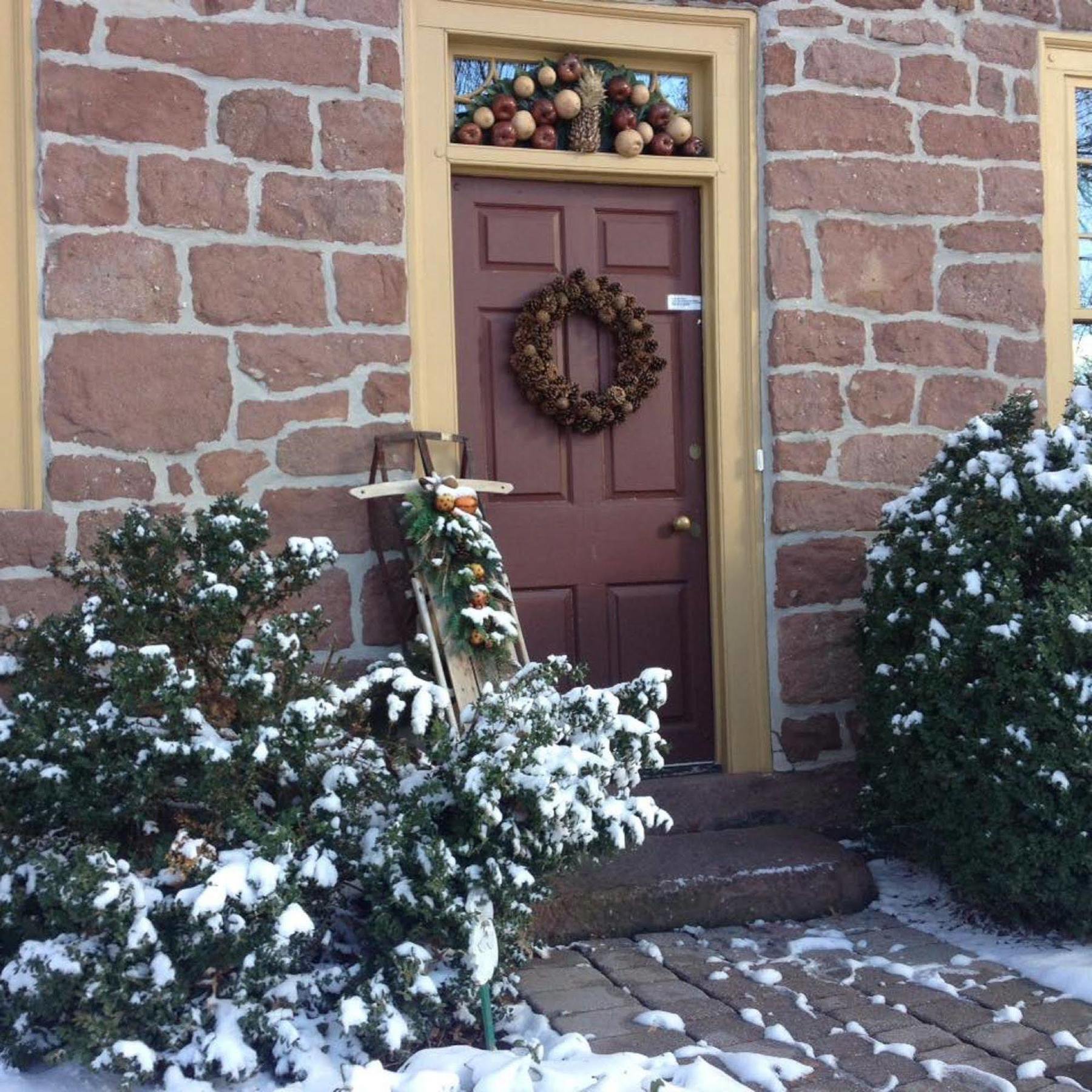 Brownstone Colonial Inn Reinholds Exterior foto